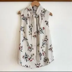 H&M ノースリーブブラウス