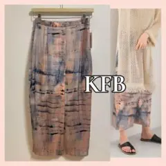 KBF ケービーエフ　DEVEAUXタイダイプリントスカート　ネイビーピンク