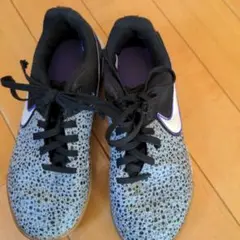 Nike スニーカー グレー ブラック