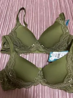 エレーヌオリーブグリーン Lサイズ美胸ノンワイヤーブラジャー