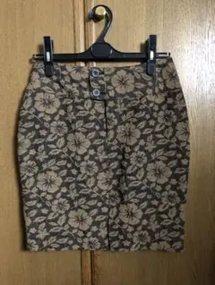 アルバローザ スカート
