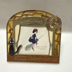 魔女の宅急便 ステンドグラスフレーム フォトスタンド グーチョキパン屋