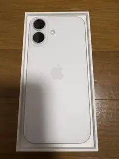 iPhone16 国内版 充放電回数8回