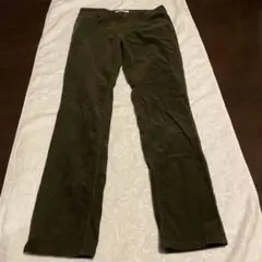 good day オリーブグリーン のコーデュロイパンツ