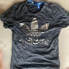 adidasオリジナル　Tシャツ
