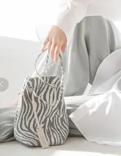未使用品! マルコマージ ボディ ショルダー バッグ ハラコ ゼブラ イタリア製 MICA＆DEAL｜【MARCO MASI】2WAYゼブラ柄ハラコショルダーバッグ