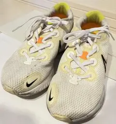 Nike スニーカー ホワイト/オレンジ/イエロー