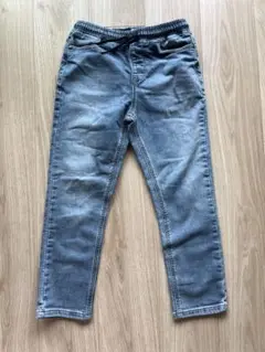 Item thumbnail for item 00460d49-35cb-436d-bebe-ed65f1d2a637