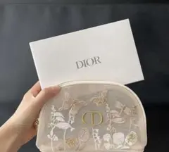 DIOR母の日ポーチノベルティ