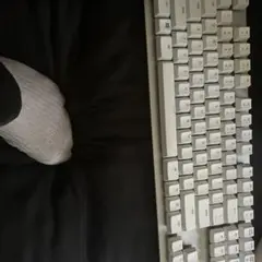 ホワイとキーボードlaser