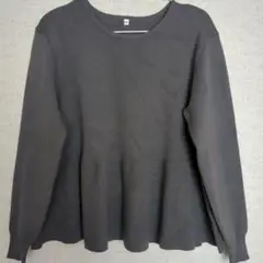 ペプラムニットセーター