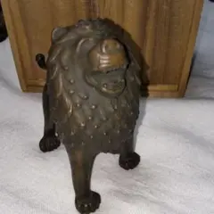 三越創業300年記念 獅子の置物 金銅獅子人間国宝、香取正彦作 金色 鋳銅置物 三越創業300年記念 獅子の置物 金銅獅子人間国宝、香取正彦作