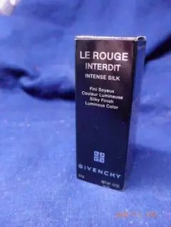 新品未使用のGIVENCHY LE ROUGE INTERDIT 228