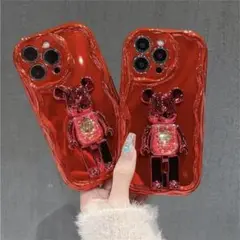 iPhone15　横も縦も置ける　立体感　スマホケース　スタンド付　レッド