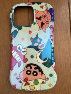 iPhone13pro しんちゃん