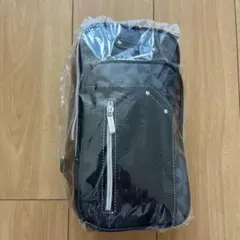 新品未使用　メンズバック HUNDRED RED ボディバッグ ブラック