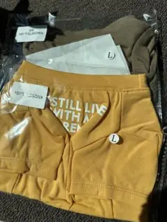 犬用品　服　薄手　Lサイズ　新品　未使用　2枚セット