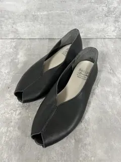 Recipe レシピ　Vカットオープントゥ フラットシューズ　黒　24 本革