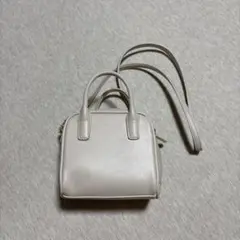 ジーユー スクエア ミニショルダーバッグ