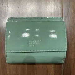 マーガレットハウエル二つ折りエナメル財布値下げしました。