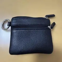 黒ポーチ