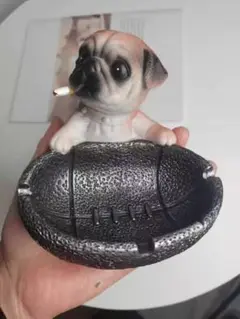 犬のフィギュア アメリカンフットボール型灰皿