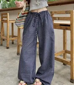 ライクストライプセミワイドパンツ