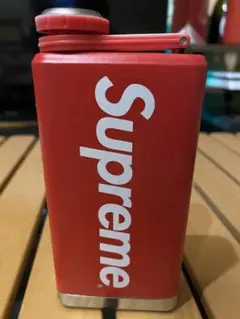 シュプリーム スタンレー スキットル