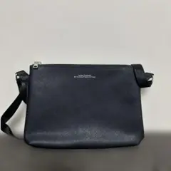 シンプル ブラック ショルダーバッグ