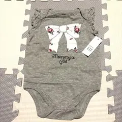 タグ付き GAP ロンパースリボン刺繍付きグレー