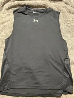 Under Armour HeatGear XL ブラック ノースリーブ