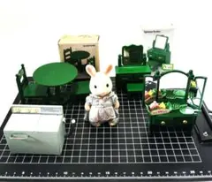 Item thumbnail for item eec1bffb-c1d1-4773-b037-4a98eed98377