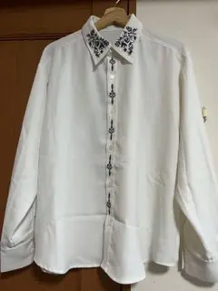 Ellno Loset フラワー刺繍シャツ　ホワイト