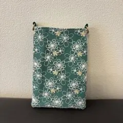 スマホショルダーポーチ　緑　花柄レース