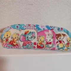 MerryBombomの ペンケース