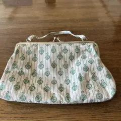 LauterB 緑色模様のがま口バッグ