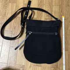 ヒロココシノ HIROKO KOSHINO TRUNK黒ショルダーバッグ