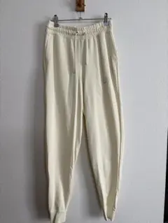 Item thumbnail for item cd96523a-cde7-4892-9b84-143e7d49ab1c