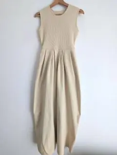 titivateタックニットワンピース