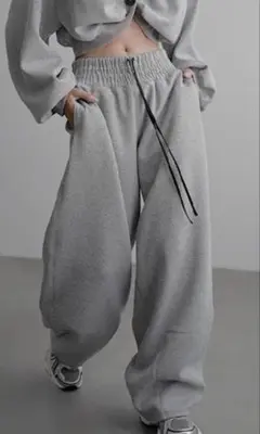 ⭐️美品⭐️【chuclla / CHENTAITAI】 コクーン スウェットパンツ