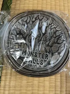 モンスターコールズ バッグ 直径約20cm