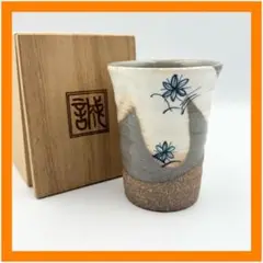 Item thumbnail for item 754a8335-7f12-41fc-8ddc-2720d01e5589