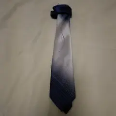 グラデーションネクタイ シルバー ネイビー