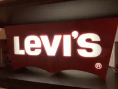 マ*ん様 LEVI'S 　 ノベルティー 電飾サイン 　長期保管品・未開封・新品 Levi's リーバイス アクリル 看板 マグネット付き ノベルティ