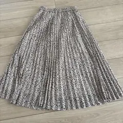 【美品】GU プリーツスカート