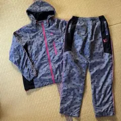 ディズニーミッキーM ウインドブレーカー上下セット