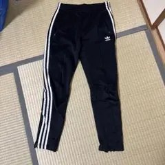 adidas 3本ライン ブラックジャージパンツ