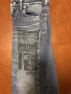 HYSTERIC プリント入りブルーデニム 値下げはいたします！