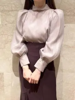 SNIDEL オーガンシースルーブラウス モカ