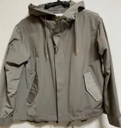 UNITED ARROWSマウンテンパーカー